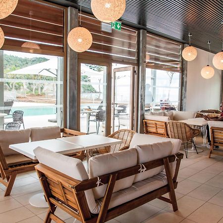 Ibis Styles Mayotte Aeroport Pamandzi Екстер'єр фото