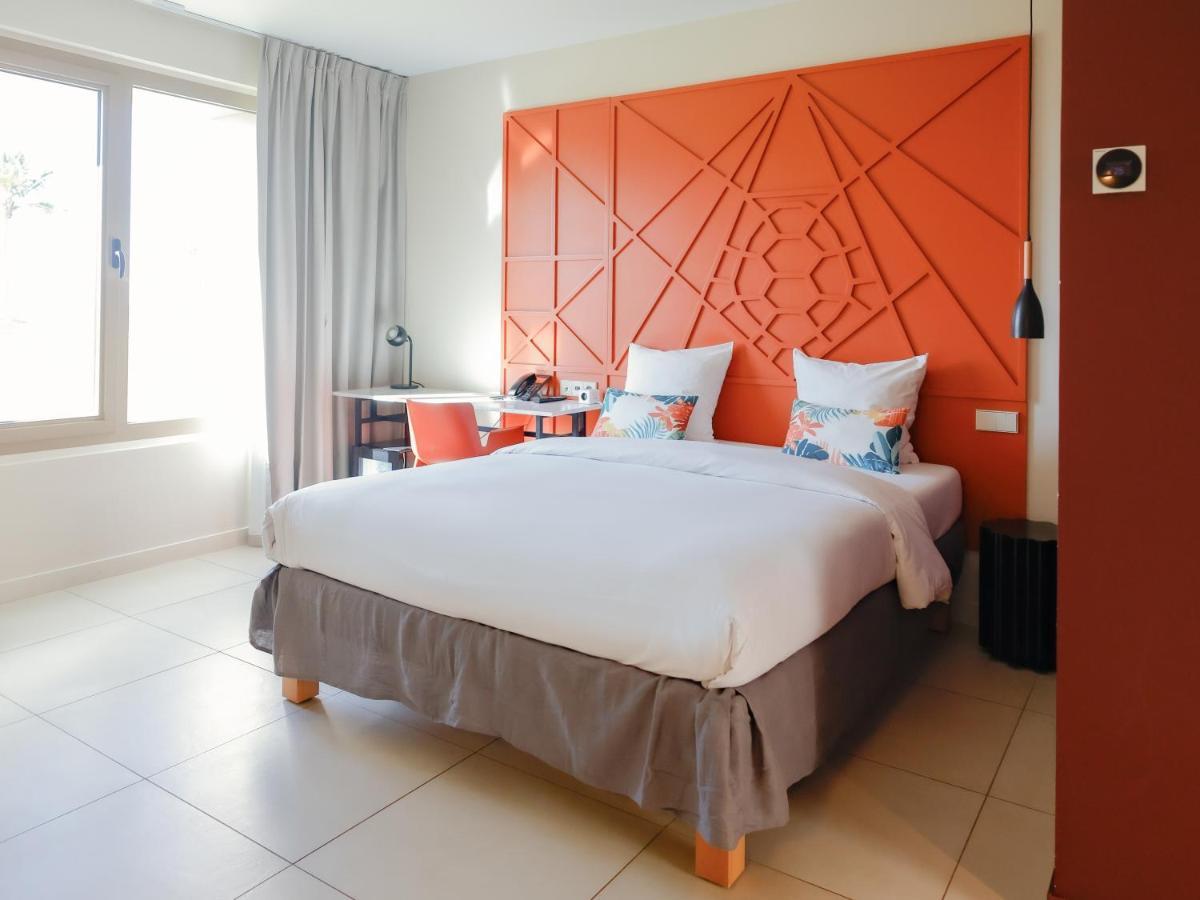 Ibis Styles Mayotte Aeroport Pamandzi Екстер'єр фото